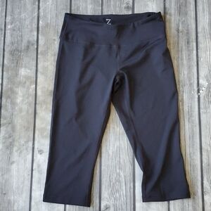 Zella High Waisted Cropped Leggings Sz Medium